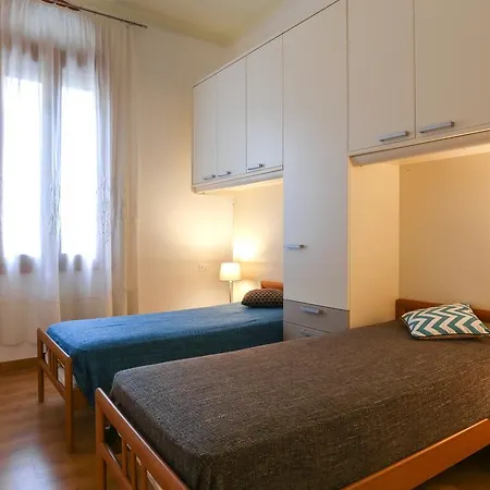 Lupo Di Mare Apartment *